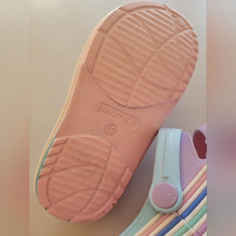 Nautica Kids Pastel Clog with Butterfly Accent. Little Girls 12